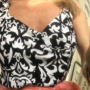 WHBM Tank Black & Crisp White